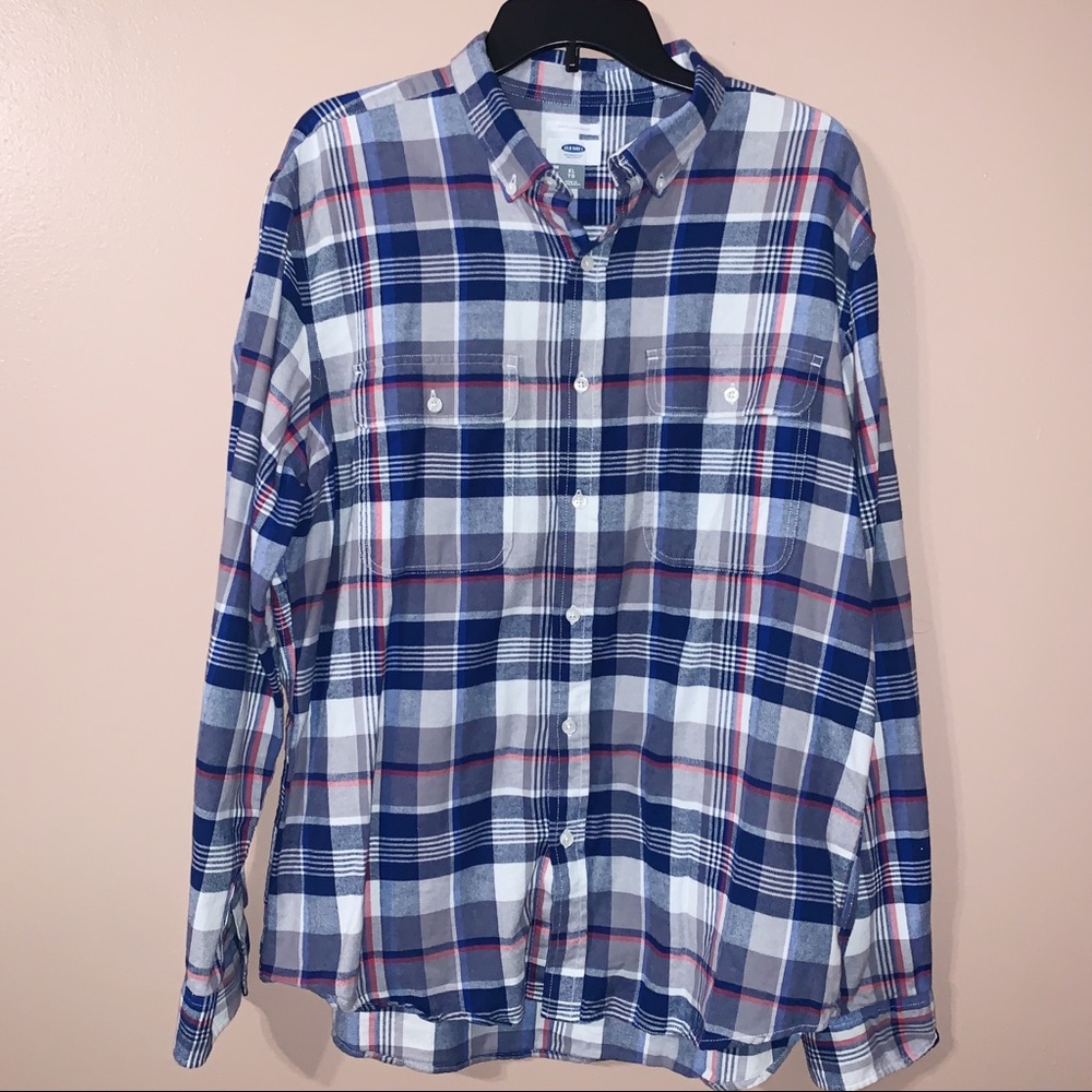 Men’s slim fit button down long sleeve shirt
